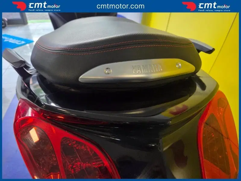 Yamaha X-Max 125 (2010 - 13) (10)