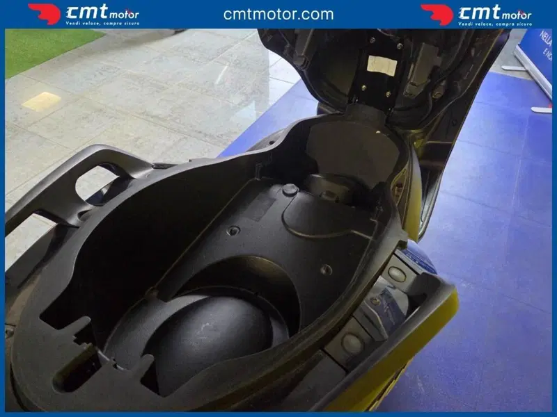 Yamaha X-Max 125 (2010 - 13) (13)