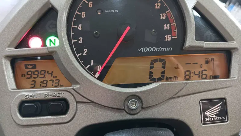 Honda Hornet 600 (2007 - 10) (7)