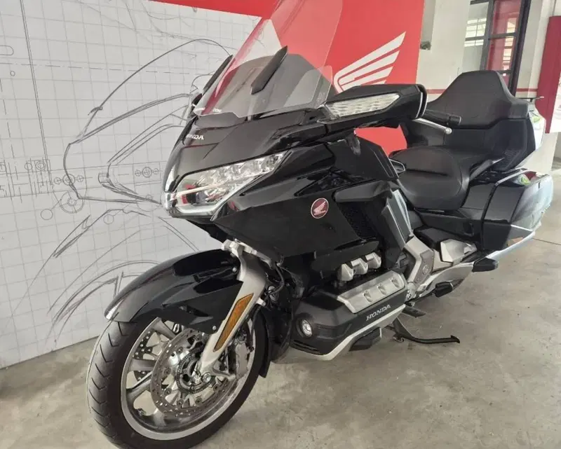 Honda GL 1800 Gold Wing (2018 - 20) (4)