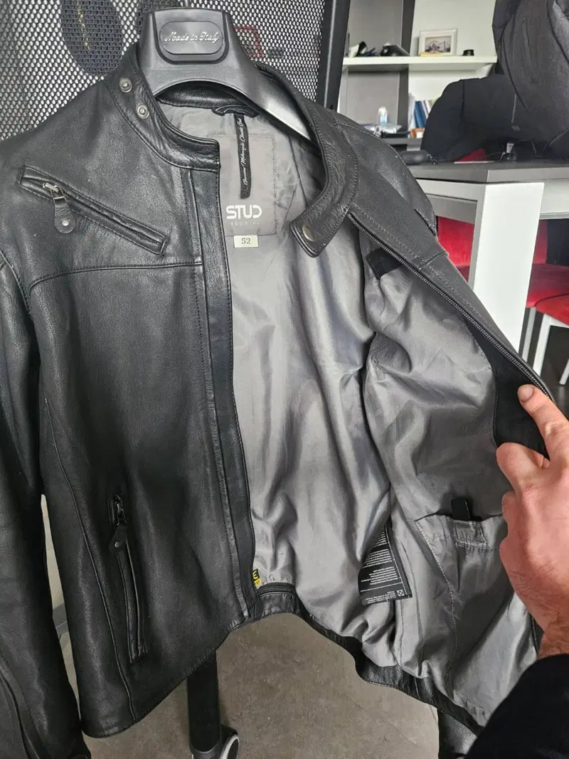 Giacca 100% pelle Studtaglia 52 (2)