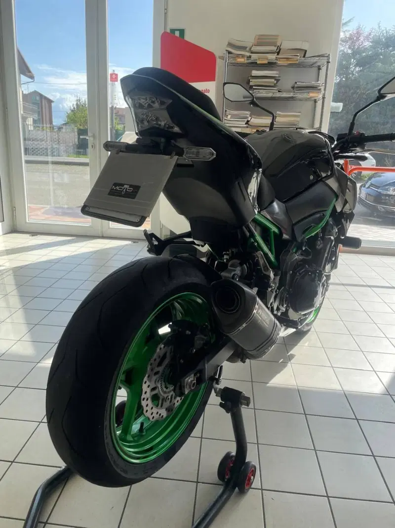 Kawasaki Z 900 (2021 - 24) (6)