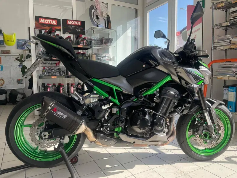 Kawasaki Z 900 (2021 - 24) (9)