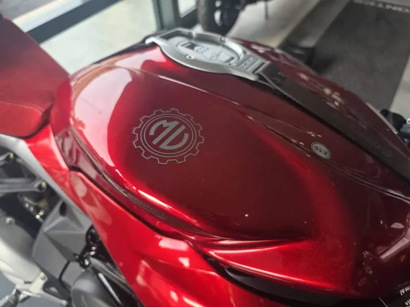 MV Agusta Superveloce 800 S (2021 - 25) (3)