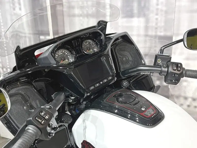 Indian Challenger 1768 Elite (2024 - 25) (6)