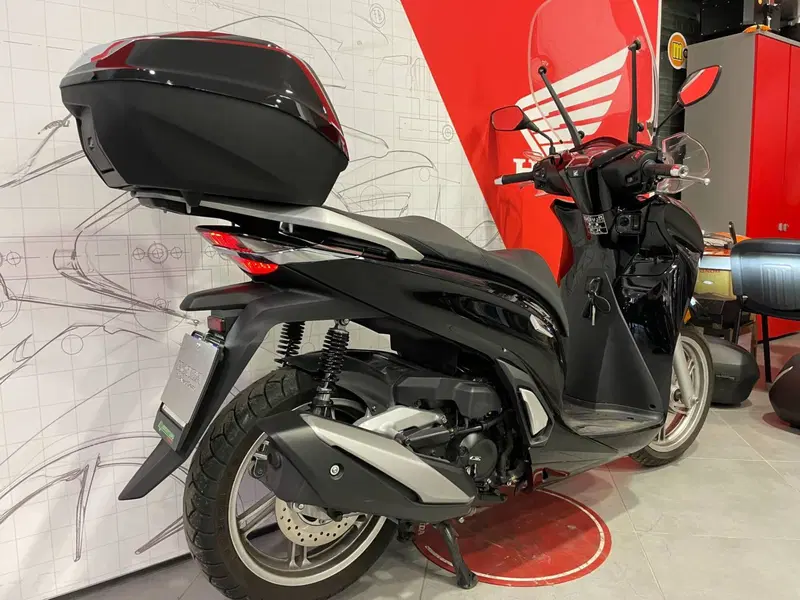 Honda SH 350 (2021 - 24) (5)