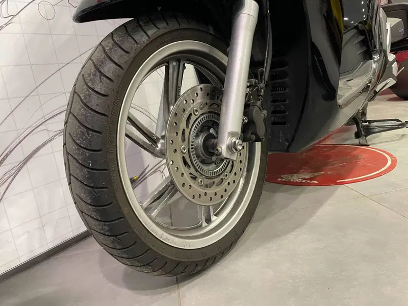 Honda SH 350 (2021 - 24) (11)