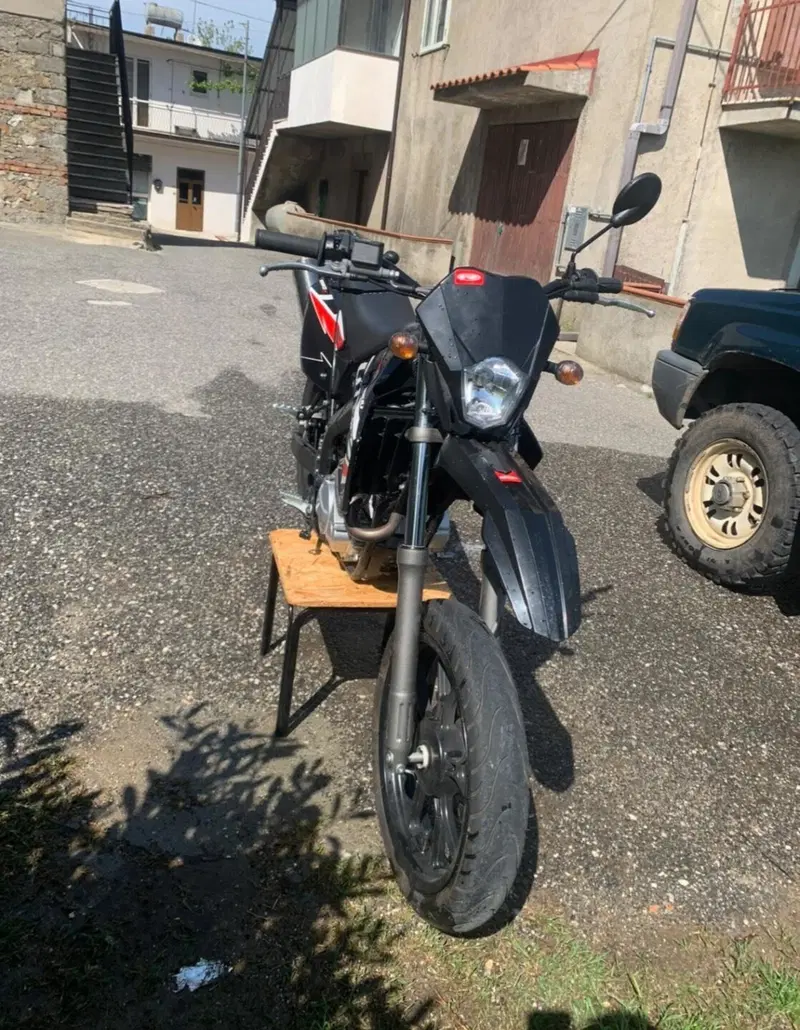 Rieju Marathon 125 LC (2021 - 23) (3)