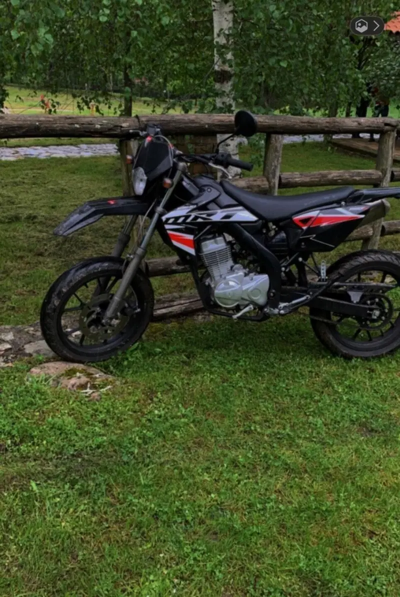 Rieju Marathon 125 LC (2021 - 23) (4)