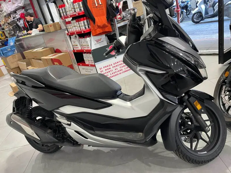 Honda Forza 300 ABS (2018 - 20) (5)