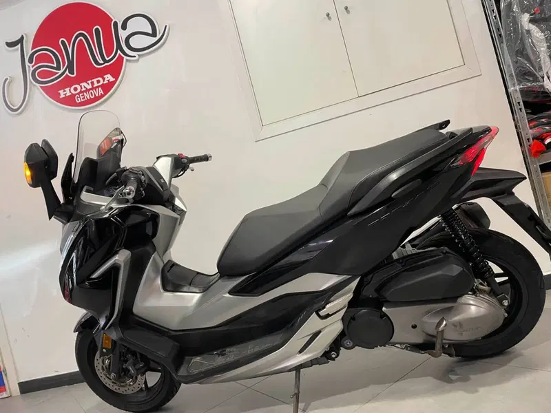 Honda Forza 300 ABS (2018 - 20) (2)