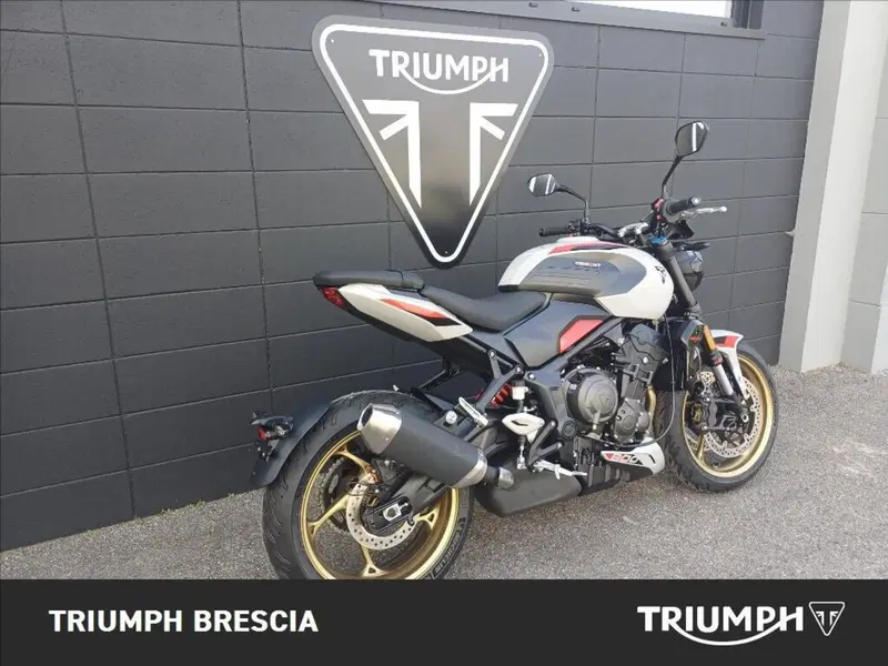 Triumph Trident 800 (2026) (3)