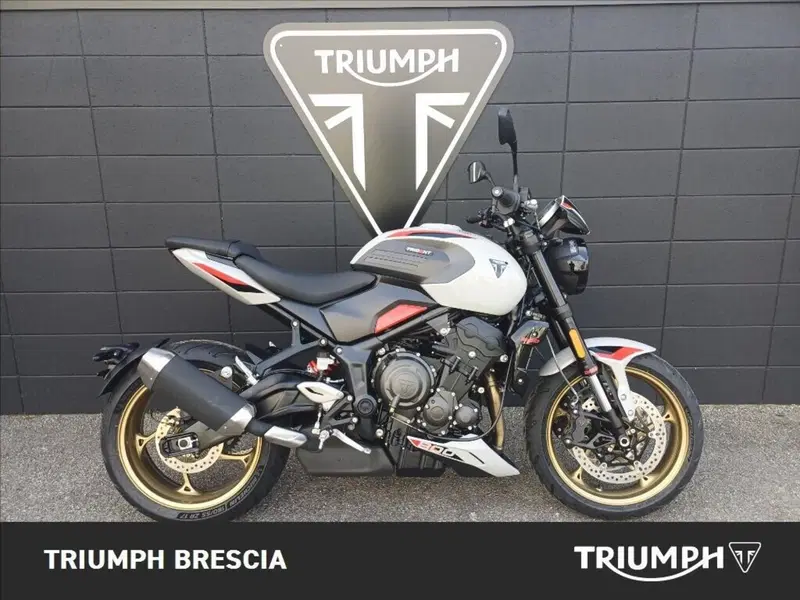 Triumph Trident 800 (2026)