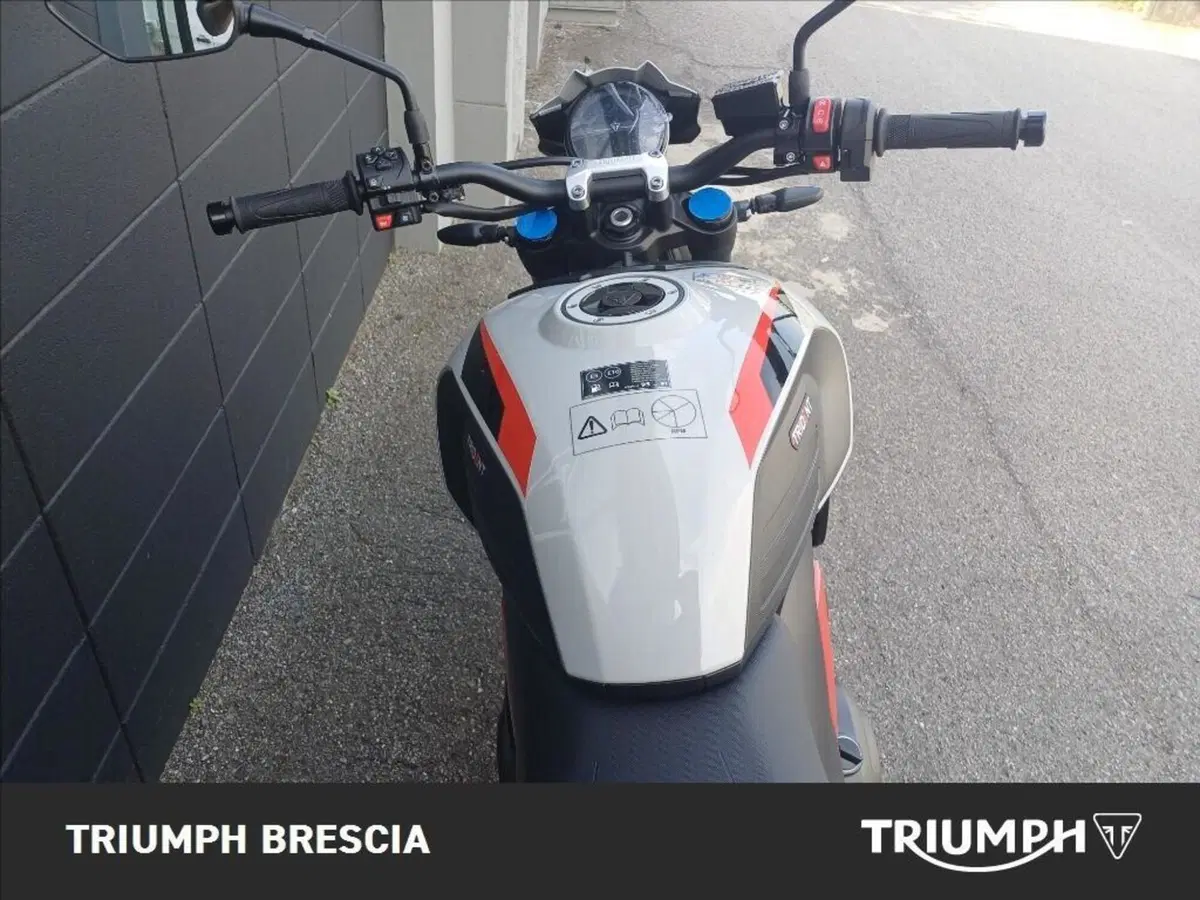 Triumph Trident 800 (2026) (6)