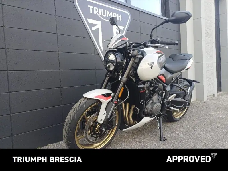 Triumph Trident 800 (2026) (11)