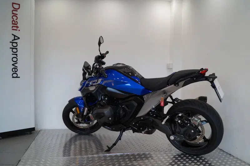 Bmw R 1300 R (2026) (3)