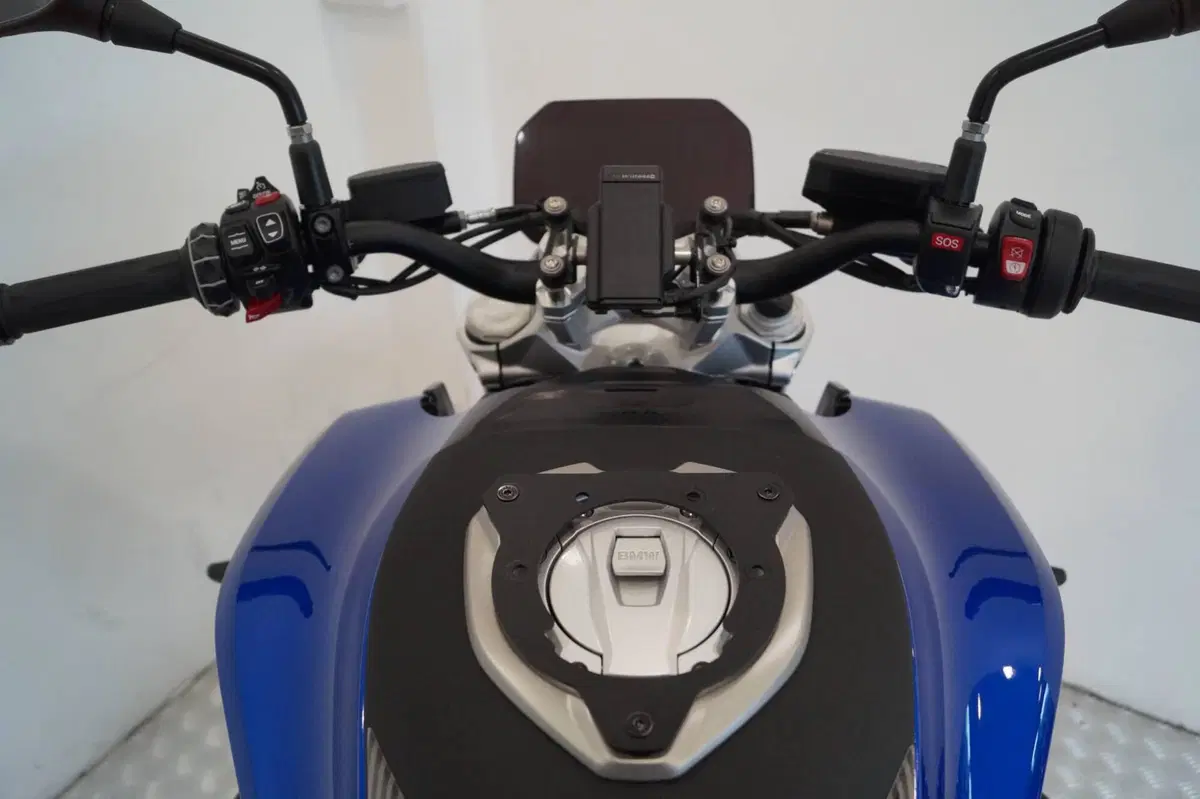 Bmw R 1300 R (2026) (9)