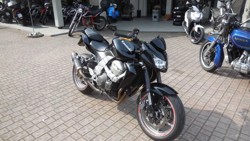 Kawasaki Z 750 (2007 - 14) (3)