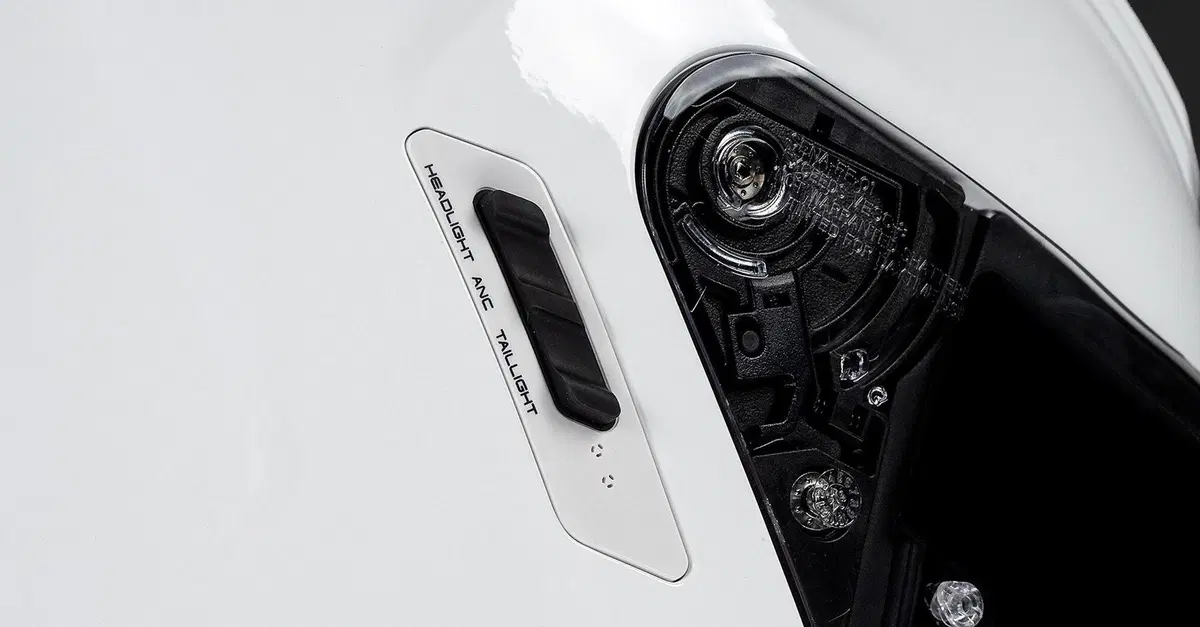 ANC in moto: gadget o soluzione vera contro il rumore?