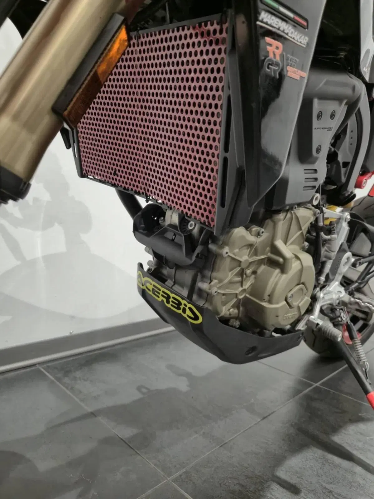 Ducati Hypermotard 698 Mono RVE (2024 - 26) (5)
