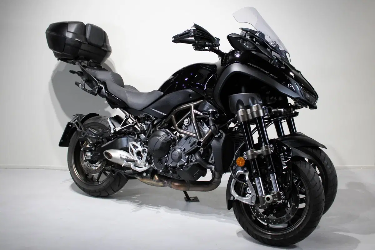 Yamaha Niken 890 GT (2023 - 26) (2)