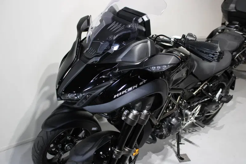 Yamaha Niken 890 GT (2023 - 26) (8)