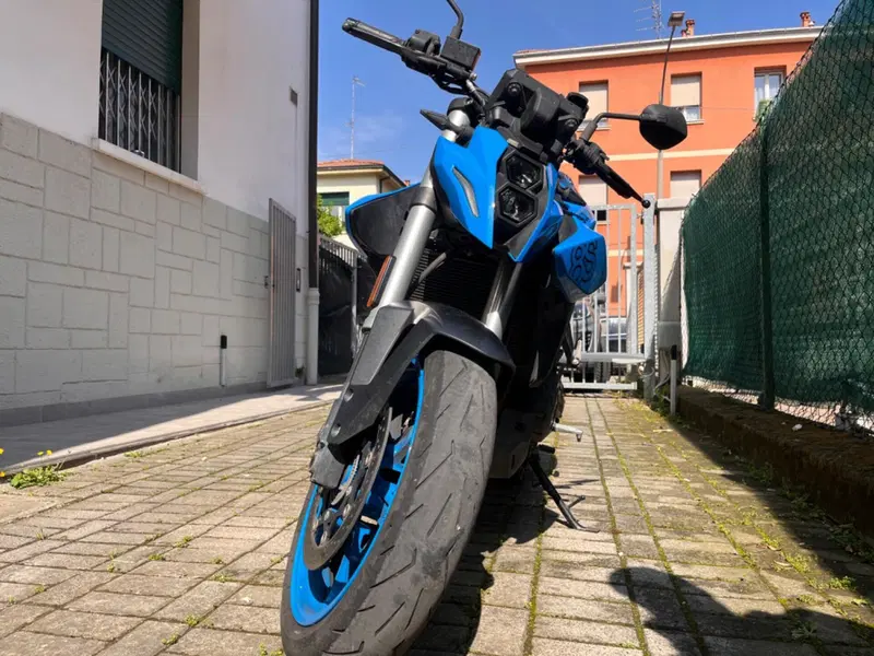 Suzuki GSX-8S (2023 - 24) (2)