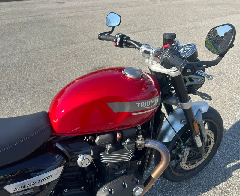 Triumph Speed Twin 1200 (2021 - 24) (3)