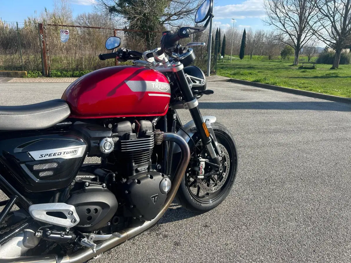 Triumph Speed Twin 1200 (2021 - 24) (5)