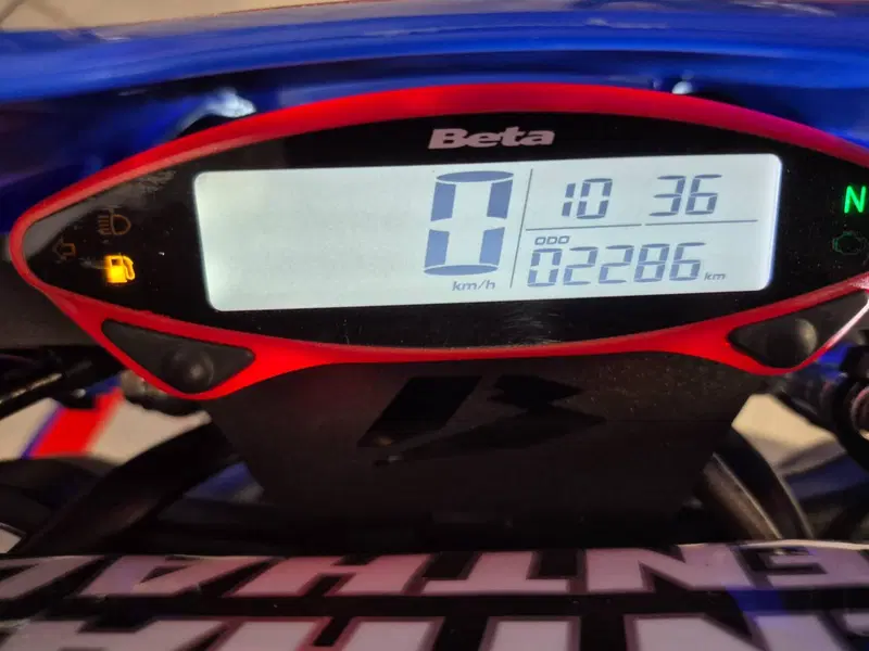 Betamotor RR 125 4T Motard R (2025 - 26) (4)