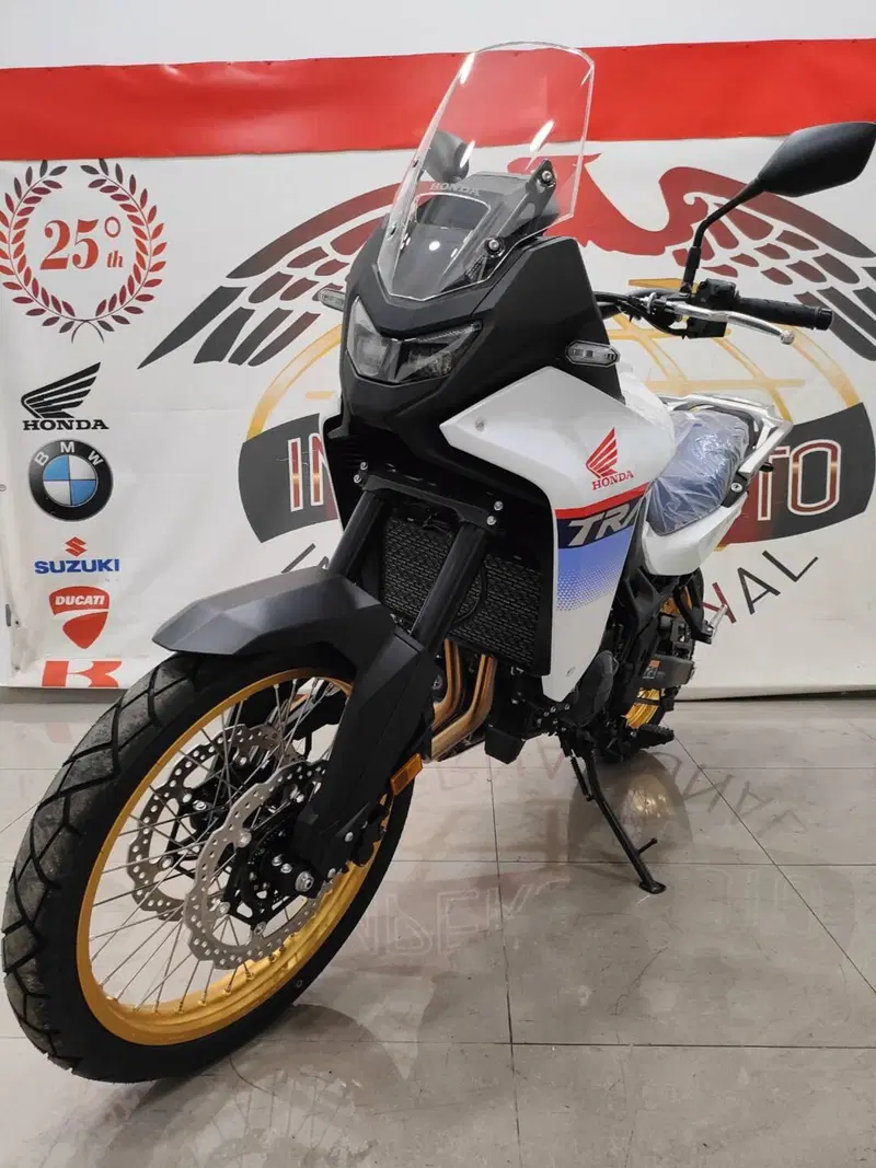Honda Transalp XL750 (2025) (3)