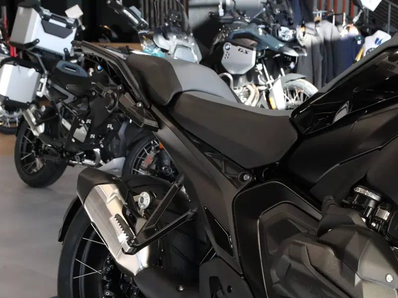 Bmw R 1300 GS Triple Black (2023 - 26) (5)