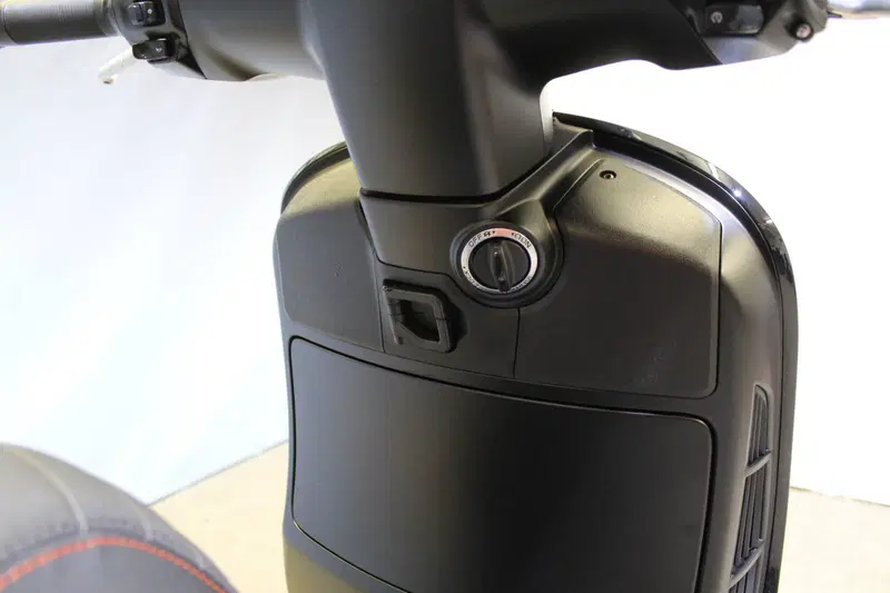 Vespa GTS 310 Supersport (2025 - 26) (11)