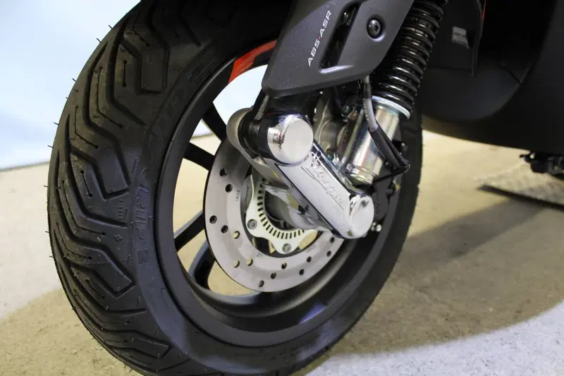 Vespa GTS 310 Supersport (2025 - 26) (14)