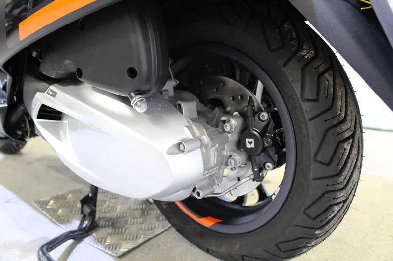 Vespa GTS 310 Supersport (2025 - 26) (15)