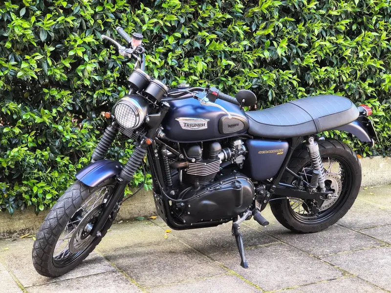 Triumph Scrambler (2006 - 17) (2)