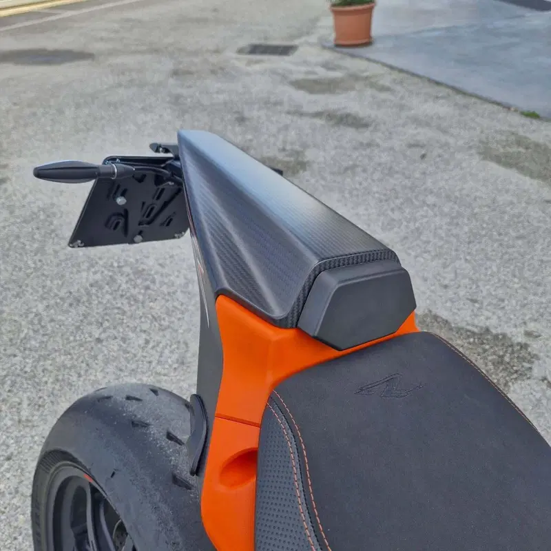KTM 1290 Super Duke RR (2023) (3)