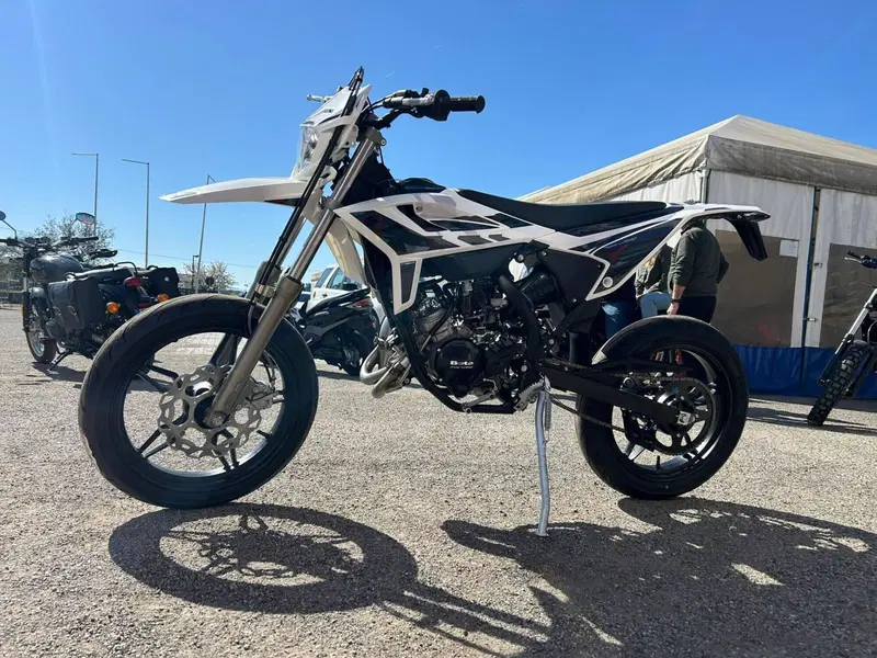 Betamotor RR 50 Motard (2021 - 26) (4)