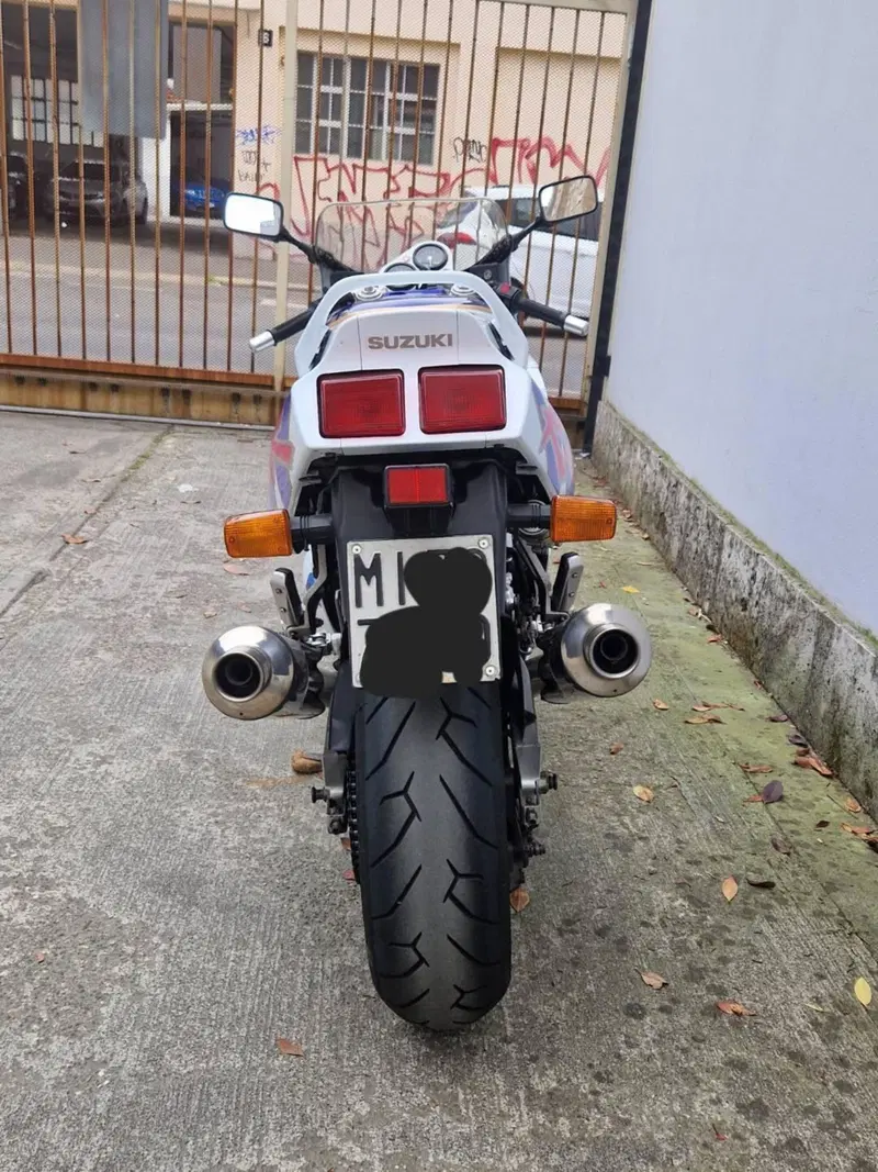 Suzuki GSX R 1100 (4)
