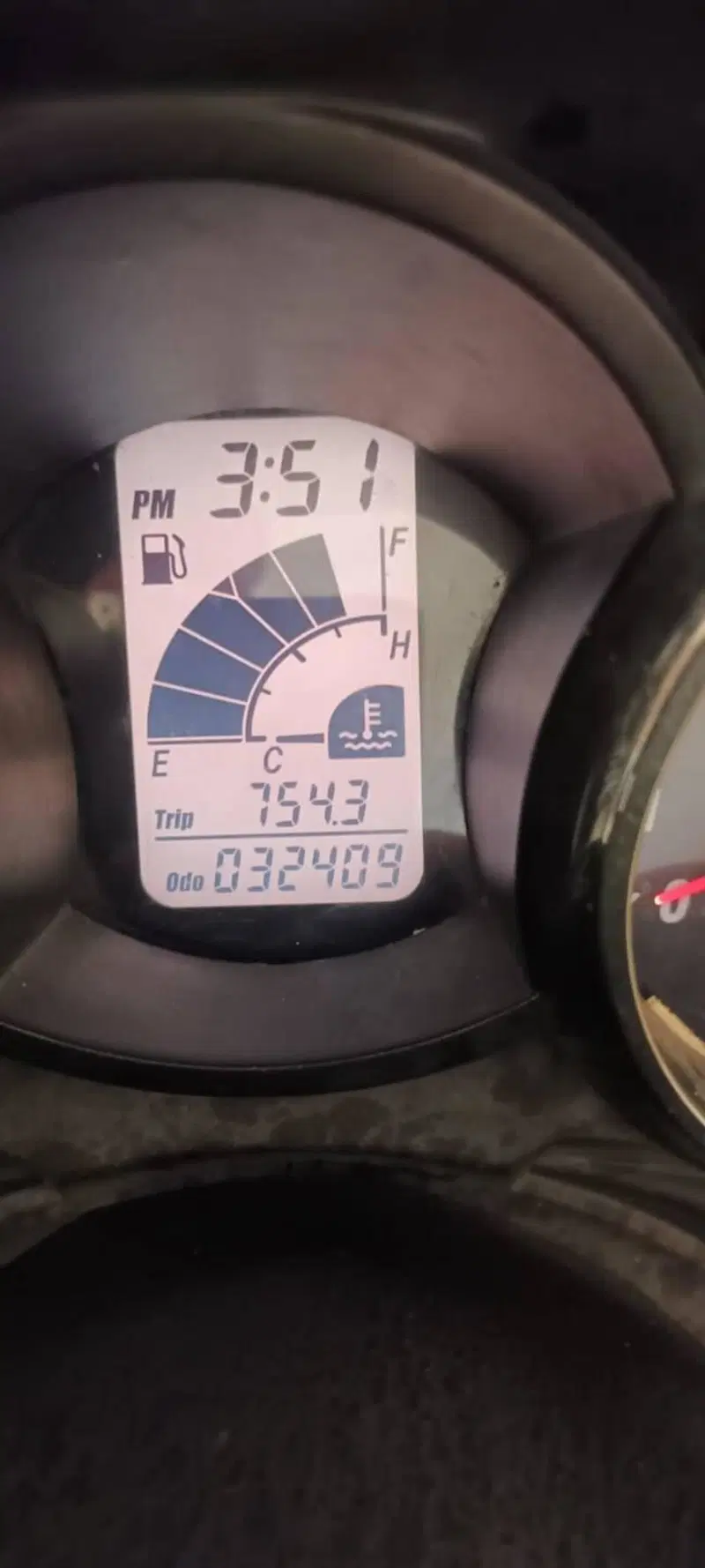 Yamaha Majesty 400 (2004 - 08) (10)