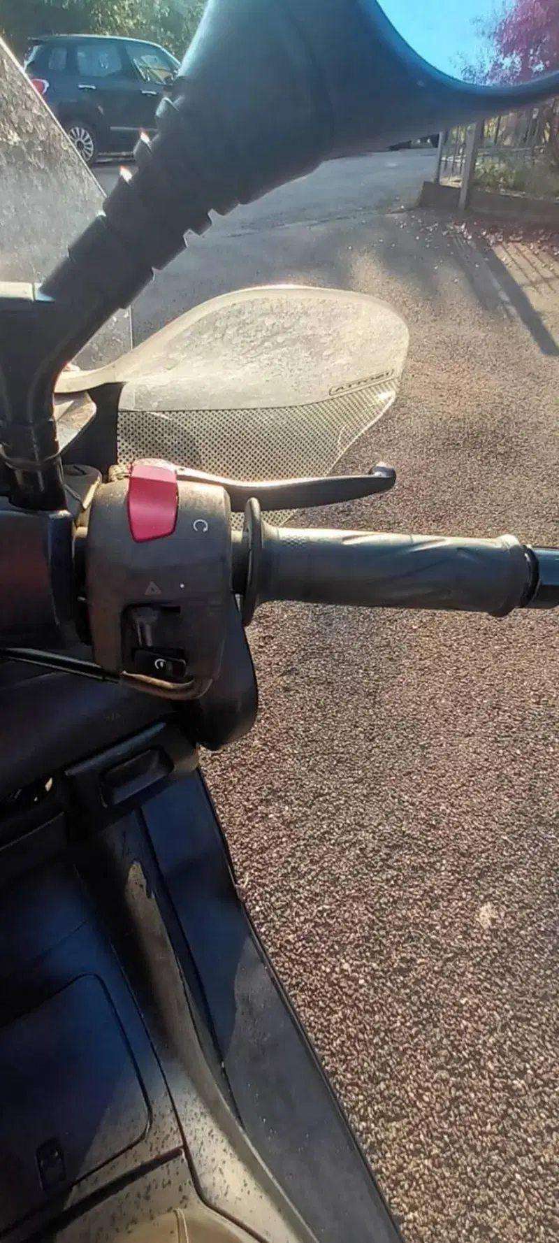 Yamaha Majesty 400 (2004 - 08) (12)