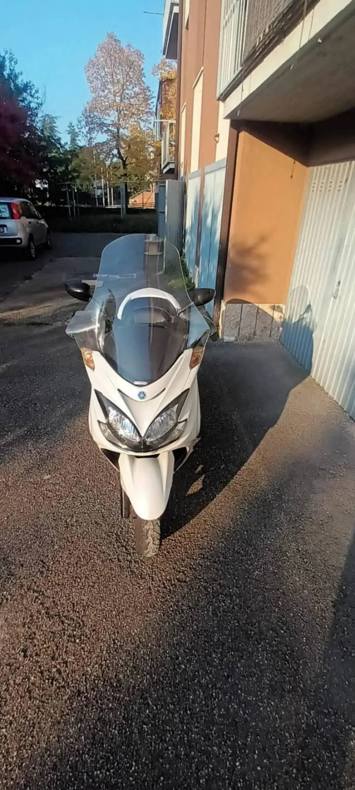 Yamaha Majesty 400 (2004 - 08) (4)