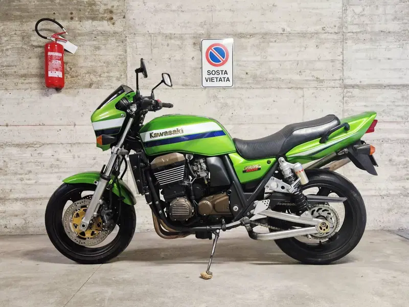 Kawasaki ZRX 1200 R (2000 - 06)