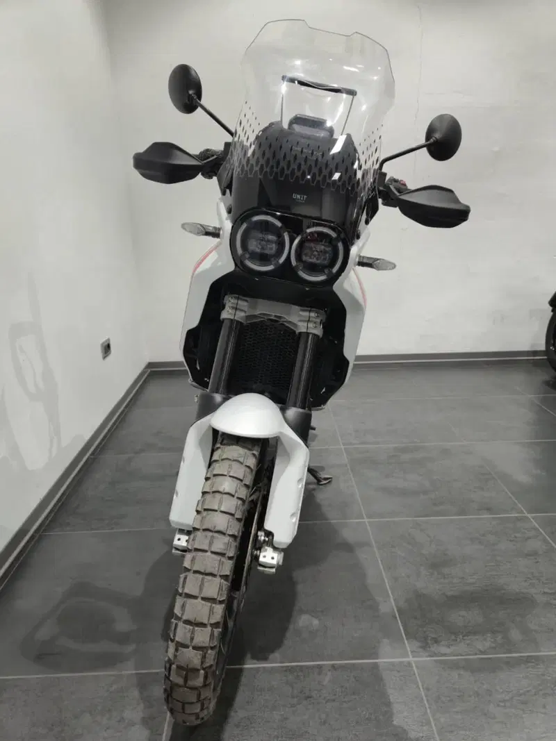 Ducati DesertX (2022 - 25) (7)