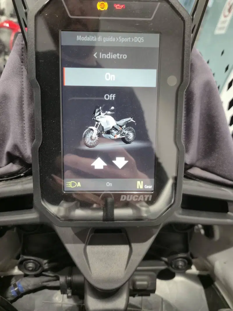 Ducati DesertX (2022 - 25) (18)