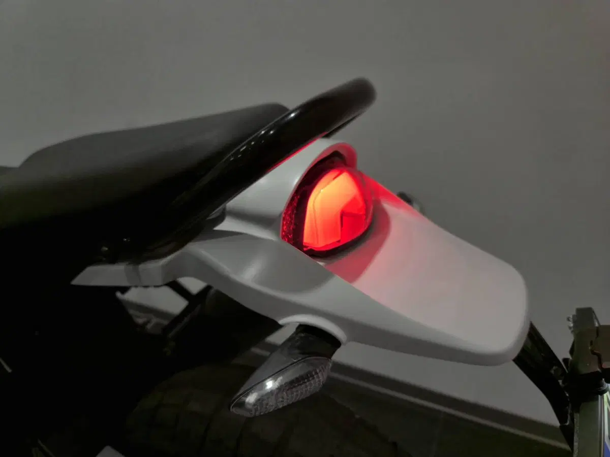 Ducati DesertX (2022 - 25) (20)