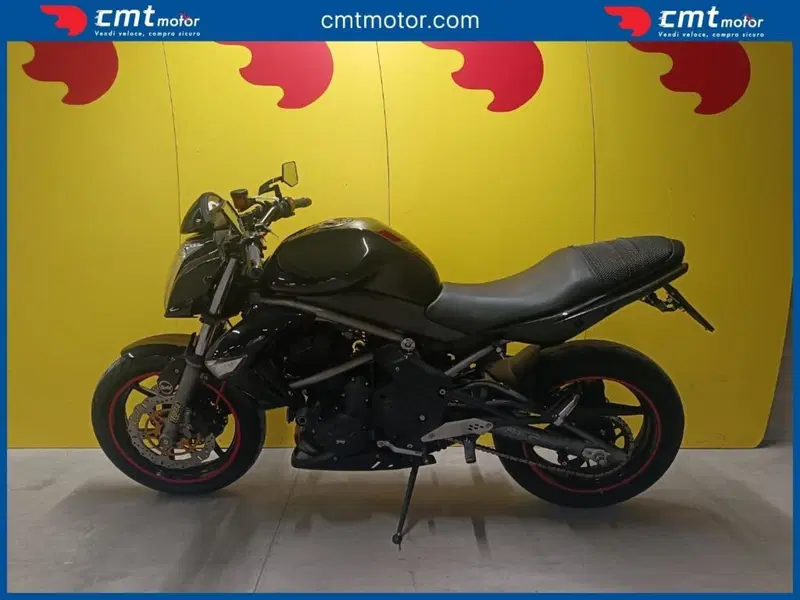 Kawasaki ER-6N (2009 - 11) (3)