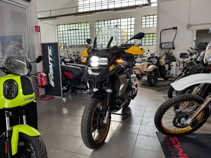 Bmw R 1250 GS - Edition 40 Years GS (2021) (14)