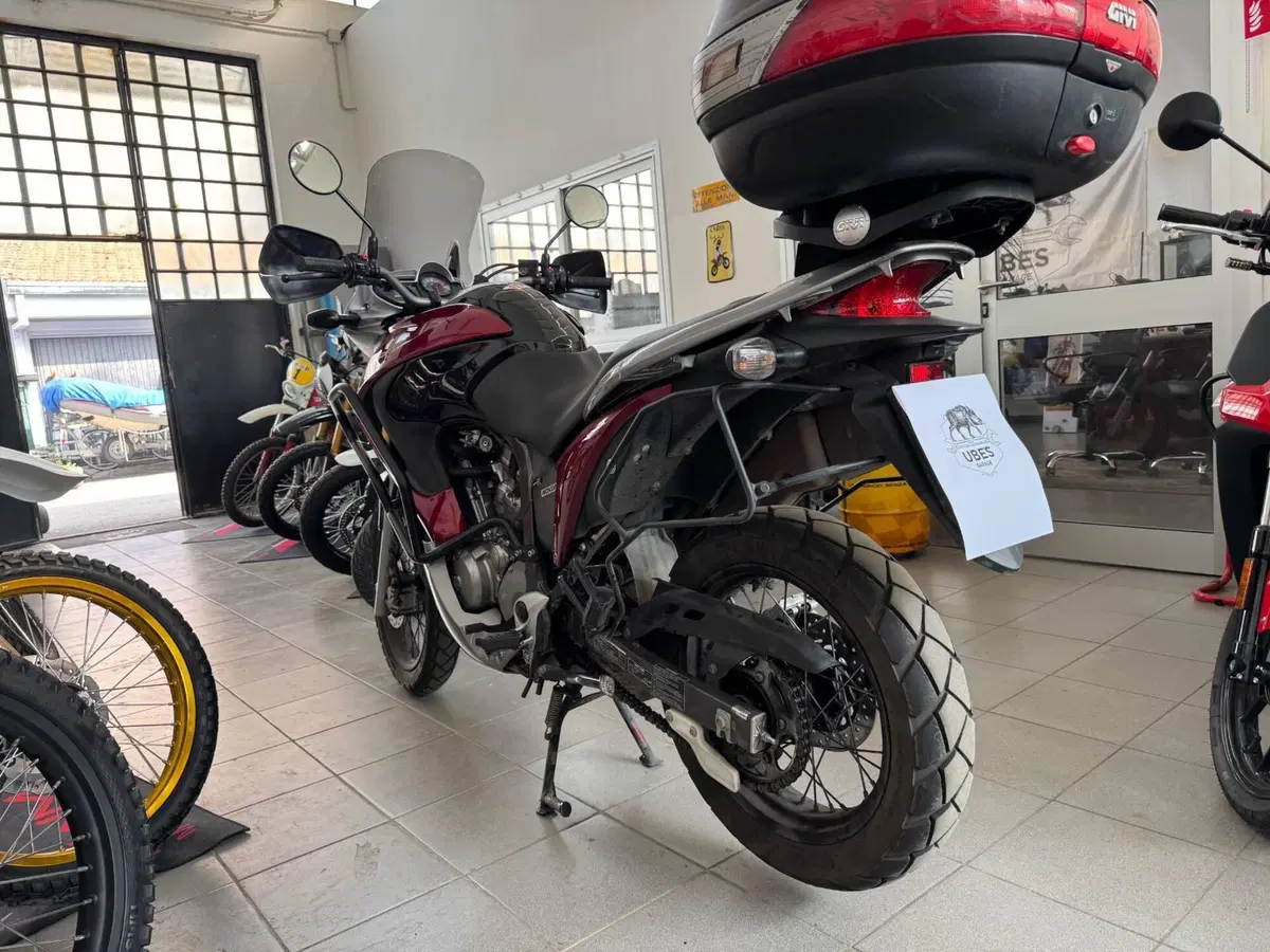 Honda Transalp XL 700 V (2007 - 2013) (5)