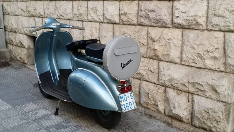 Piaggio Vespa vbbit  (4)